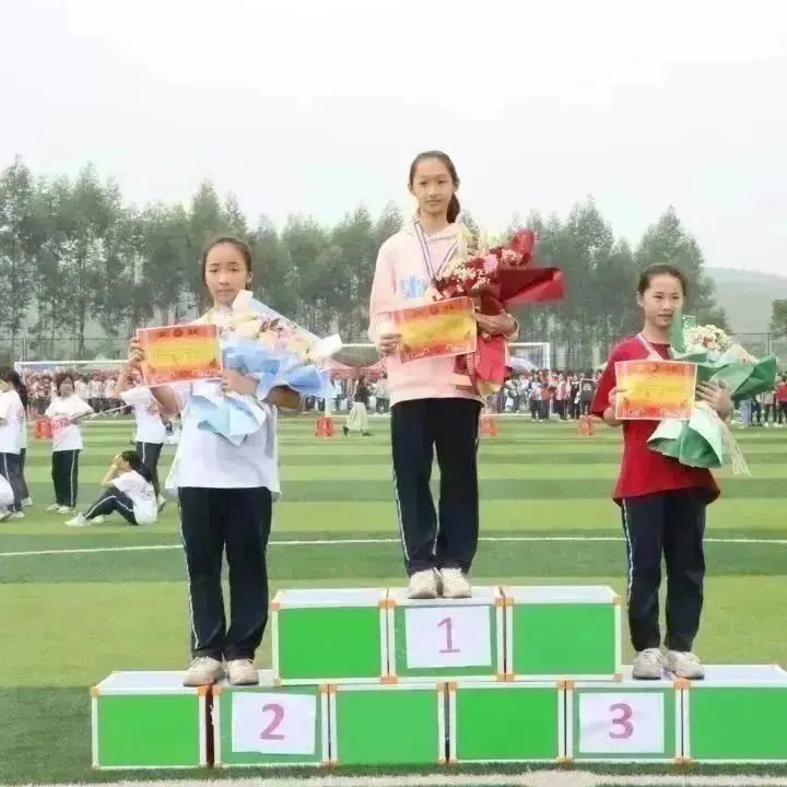 1684463081992345.jpg