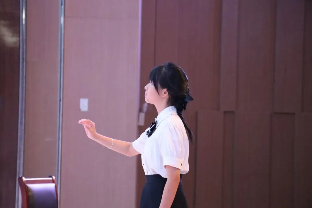 6c8a41e10492c3e1aaf4ae5b054c5426.jpg