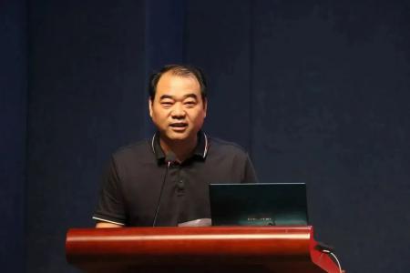 体育课堂展风采 以赛促研共进步丨我校成功举办2023年百色市直属学校初、高中组体育课堂教学评选暨观摩培训活动