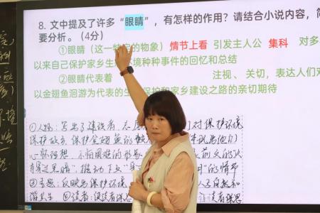 勠力同心，共赴诗与远方|广西大学附属中学莫柳春老师莅临我校指导高考备考工作