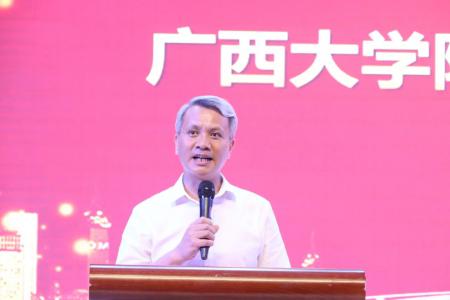 好奇 思考 热爱——李良刚校长写给2024届高三毕业生的毕业致辞
