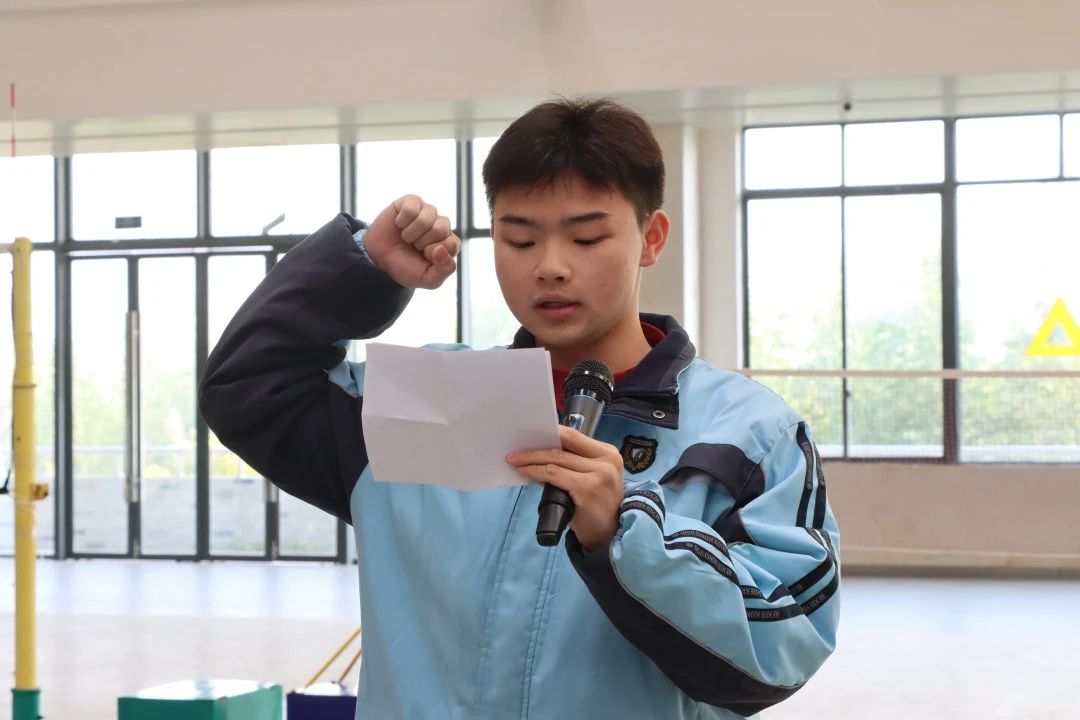 0e8addab8156efa05b1ff520c517ca20.jpg