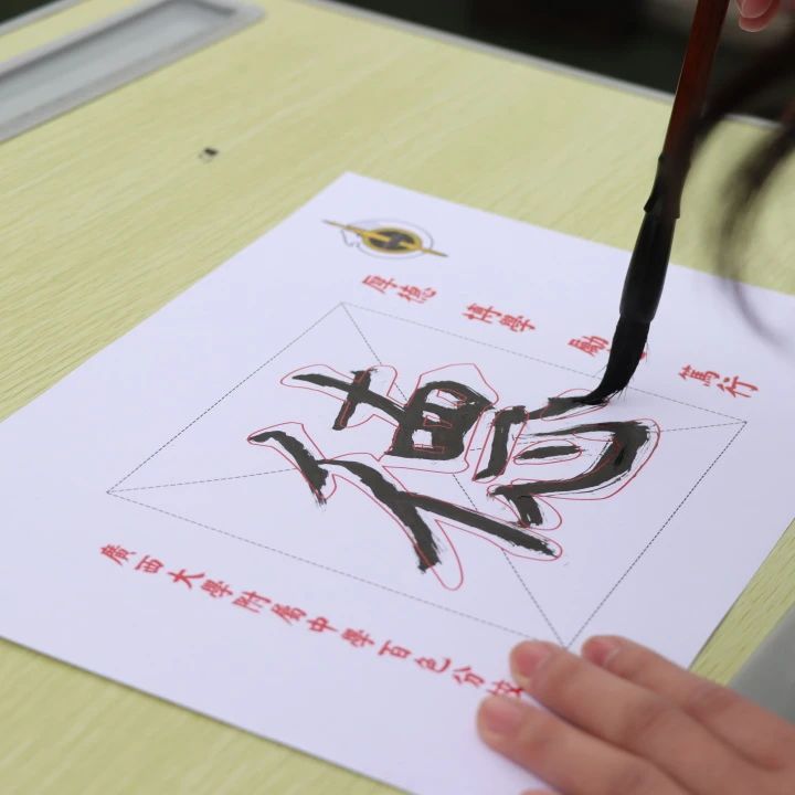 1741699130188183.jpg